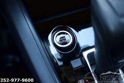 2025 Nissan Versa SV CVT