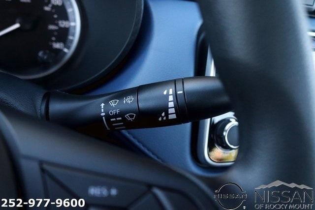 2025 Nissan Versa SV CVT