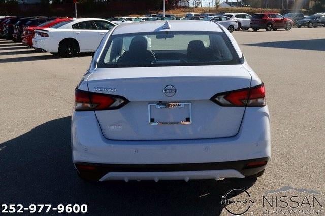 2025 Nissan Versa SV CVT