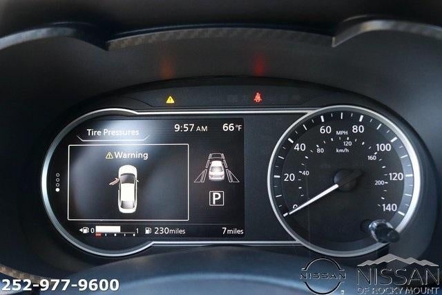 2025 Nissan Versa SV CVT