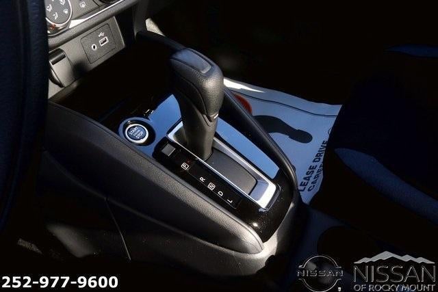 2025 Nissan Versa SV CVT