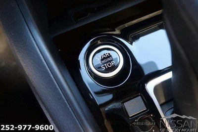 2025 Nissan Versa SV CVT