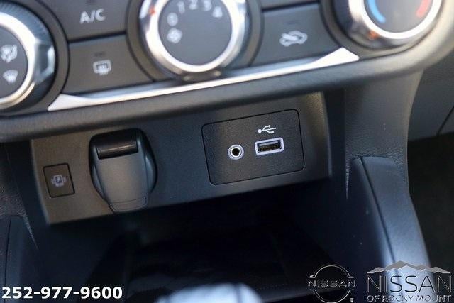 2025 Nissan Versa SV CVT