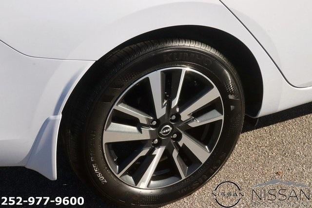 2025 Nissan Versa SV CVT