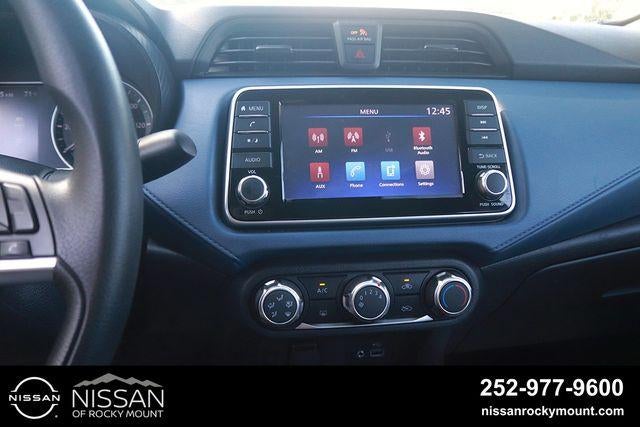 2025 Nissan Versa SV CVT