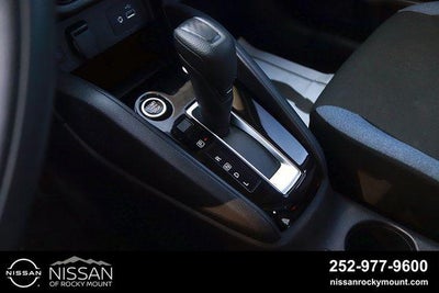 2025 Nissan Versa SV CVT