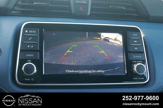 2025 Nissan Versa SV CVT