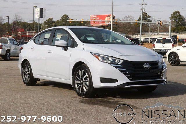 2025 Nissan Versa SV CVT
