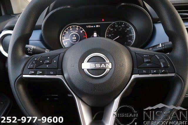 2025 Nissan Versa SV CVT