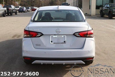 2025 Nissan Versa SV CVT
