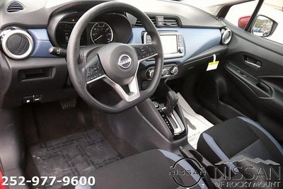2025 Nissan Versa SV CVT