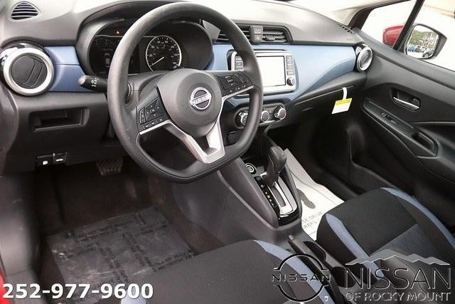 2025 Nissan Versa SV CVT