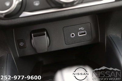 2025 Nissan Versa SV CVT