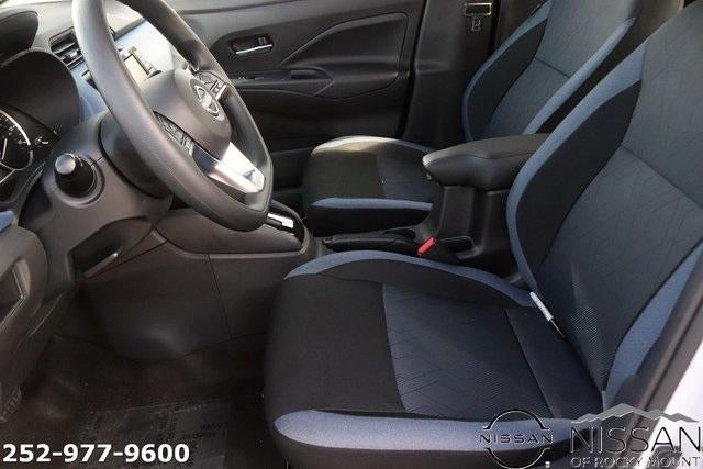 2025 Nissan Versa SV CVT