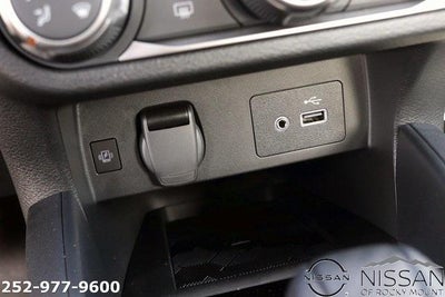 2025 Nissan Versa SV CVT