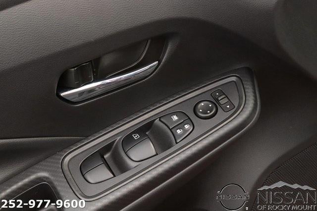 2025 Nissan Versa SV CVT