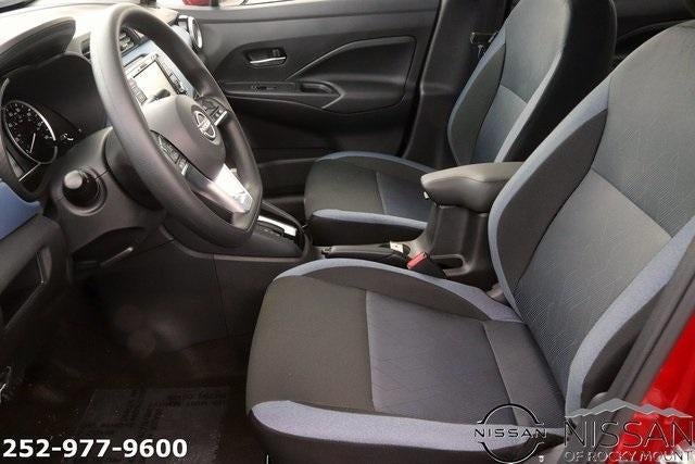 2025 Nissan Versa SV CVT