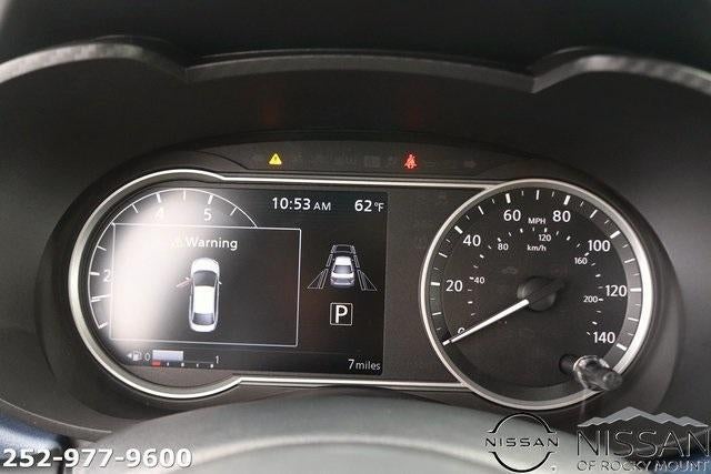 2025 Nissan Versa SV CVT