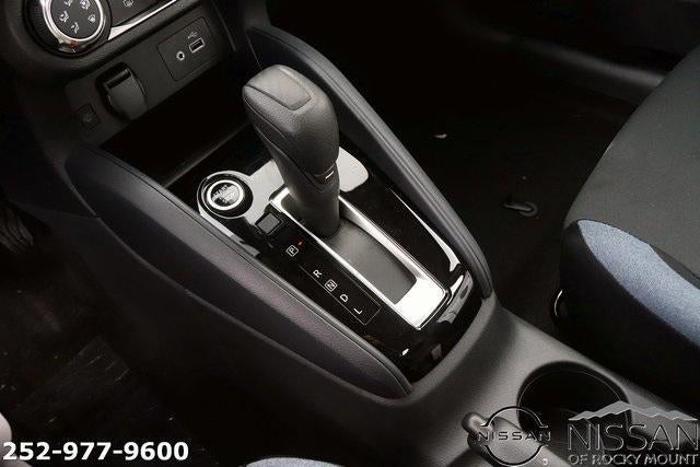 2025 Nissan Versa SV CVT