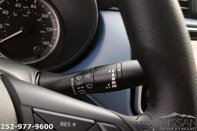 2025 Nissan Versa SV CVT