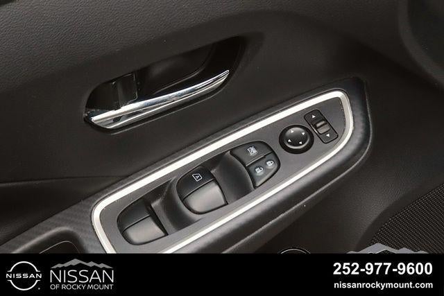 2024 Nissan Versa SR CVT