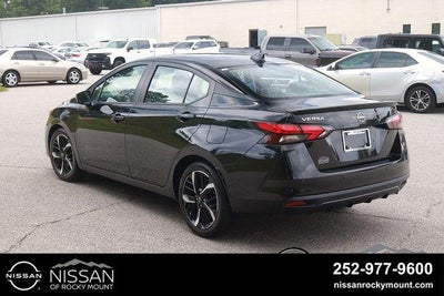 2024 Nissan Versa SR CVT
