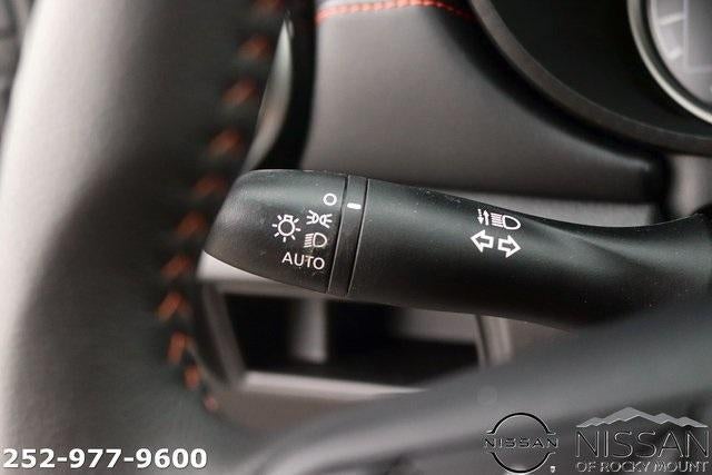 2025 Nissan Versa SR CVT