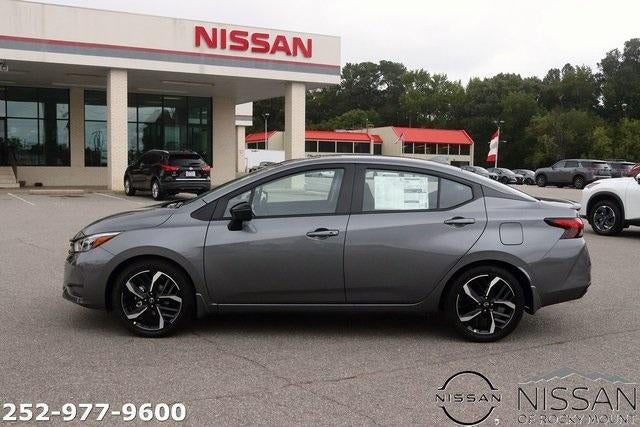 2025 Nissan Versa SR CVT