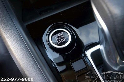 2025 Nissan Versa SR CVT