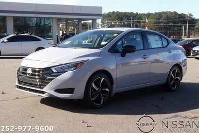2025 Nissan Versa SR CVT