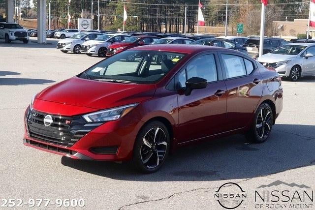 2025 Nissan Versa SR CVT