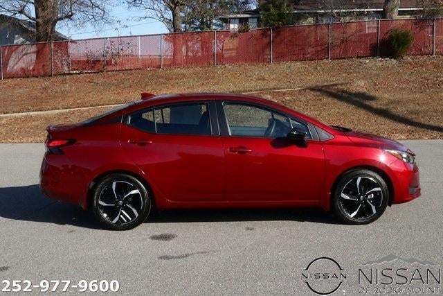 2025 Nissan Versa SR CVT