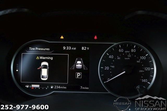 2025 Nissan Versa SR CVT