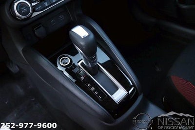 2025 Nissan Versa SR CVT