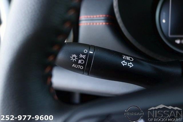 2025 Nissan Versa SR CVT