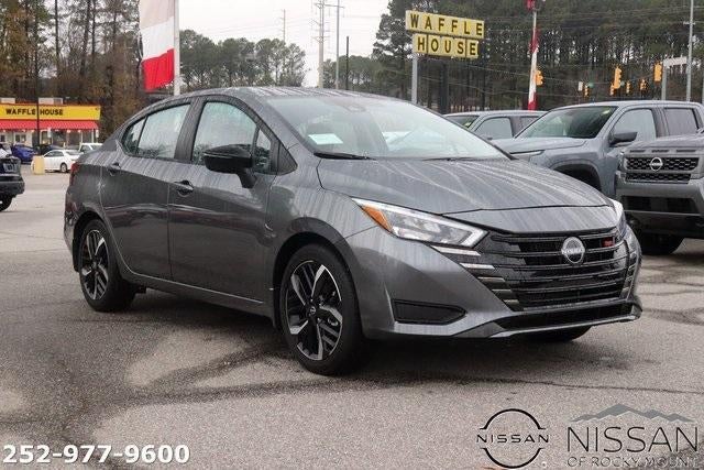 2025 Nissan Versa SR CVT