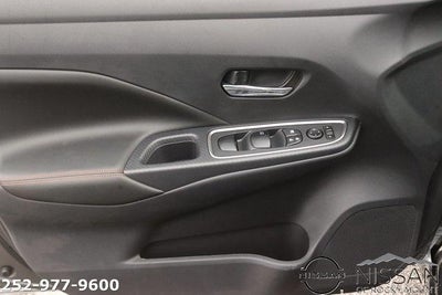 2025 Nissan Versa SR CVT