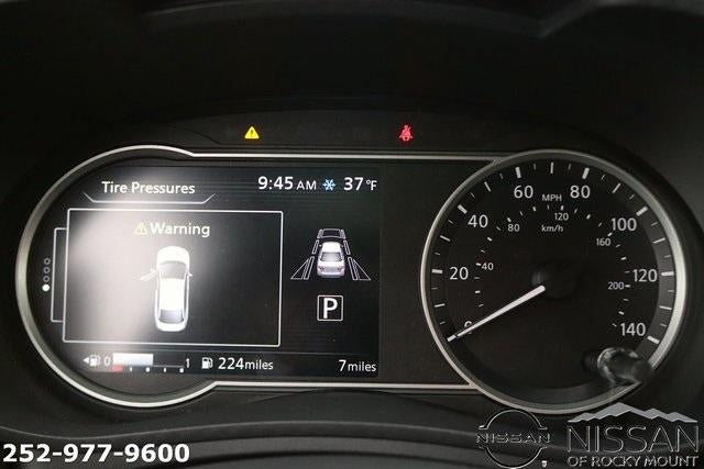 2025 Nissan Versa SR CVT