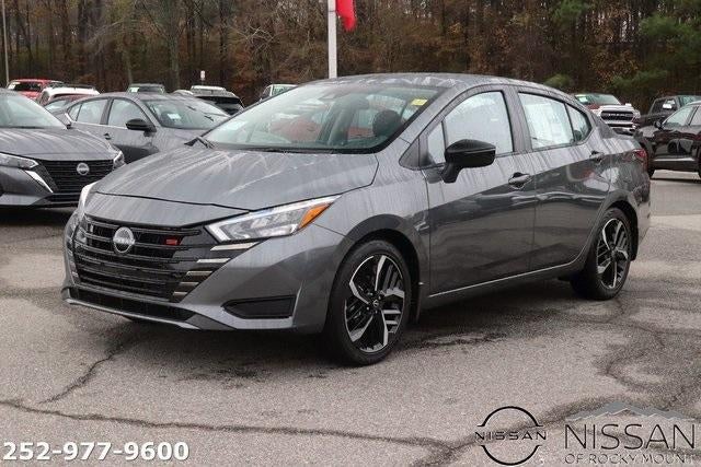 2025 Nissan Versa SR CVT