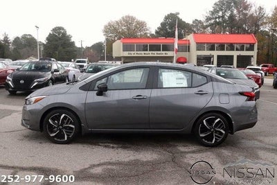 2025 Nissan Versa SR CVT