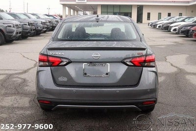 2025 Nissan Versa SR CVT