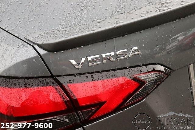 2025 Nissan Versa SR CVT