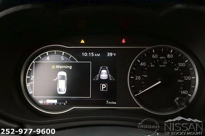 2025 Nissan Versa SR CVT