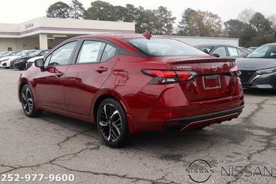 2025 Nissan Versa SR CVT