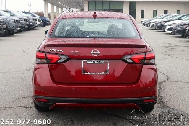 2025 Nissan Versa SR CVT