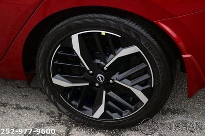 2025 Nissan Versa SR CVT