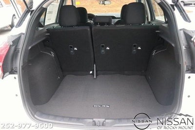 2025 Nissan Kicks Play S FWD