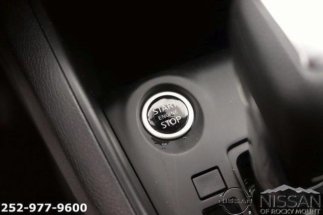 2025 Nissan Kicks Play S FWD