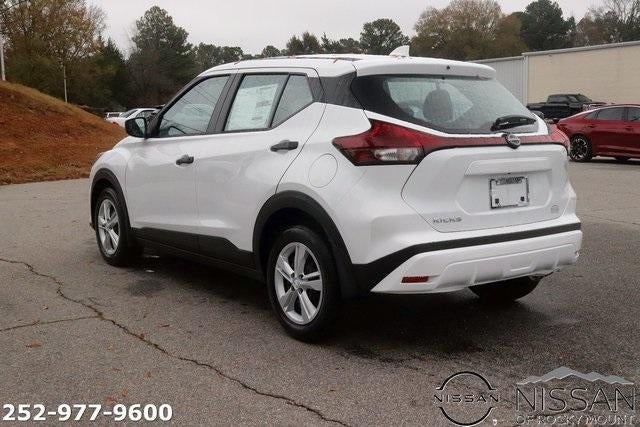 2025 Nissan Kicks Play S FWD