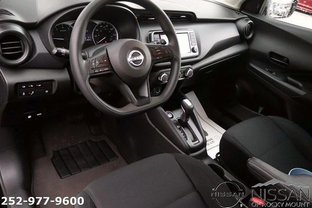 2023 Nissan Kicks S FWD